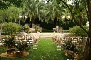 jardin en masía Mas de Alzedo