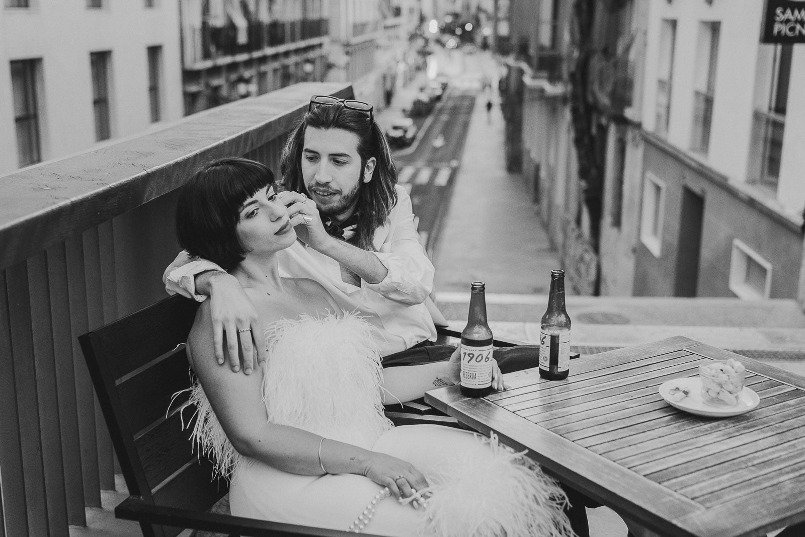 Sesión de Preboda en un bar