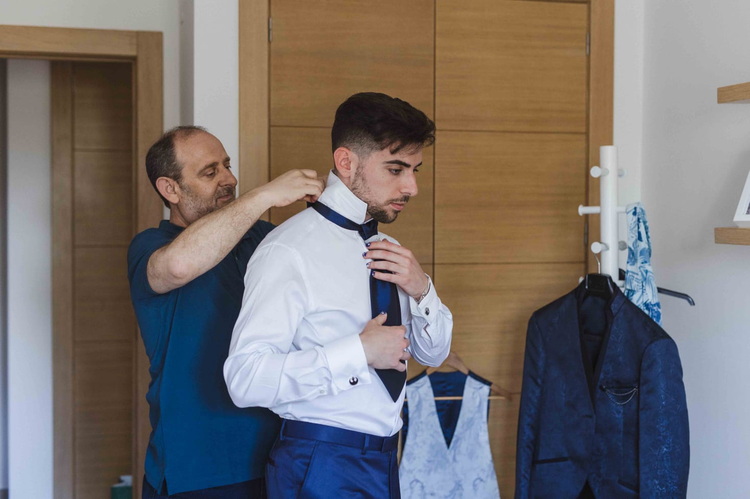 Novios radiantes con Carlo Ruzinni